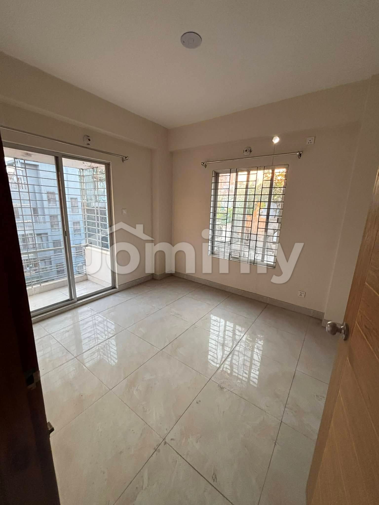 Luxury 3-Bedroom Apartment for Rent in Gulshan-2 - 5