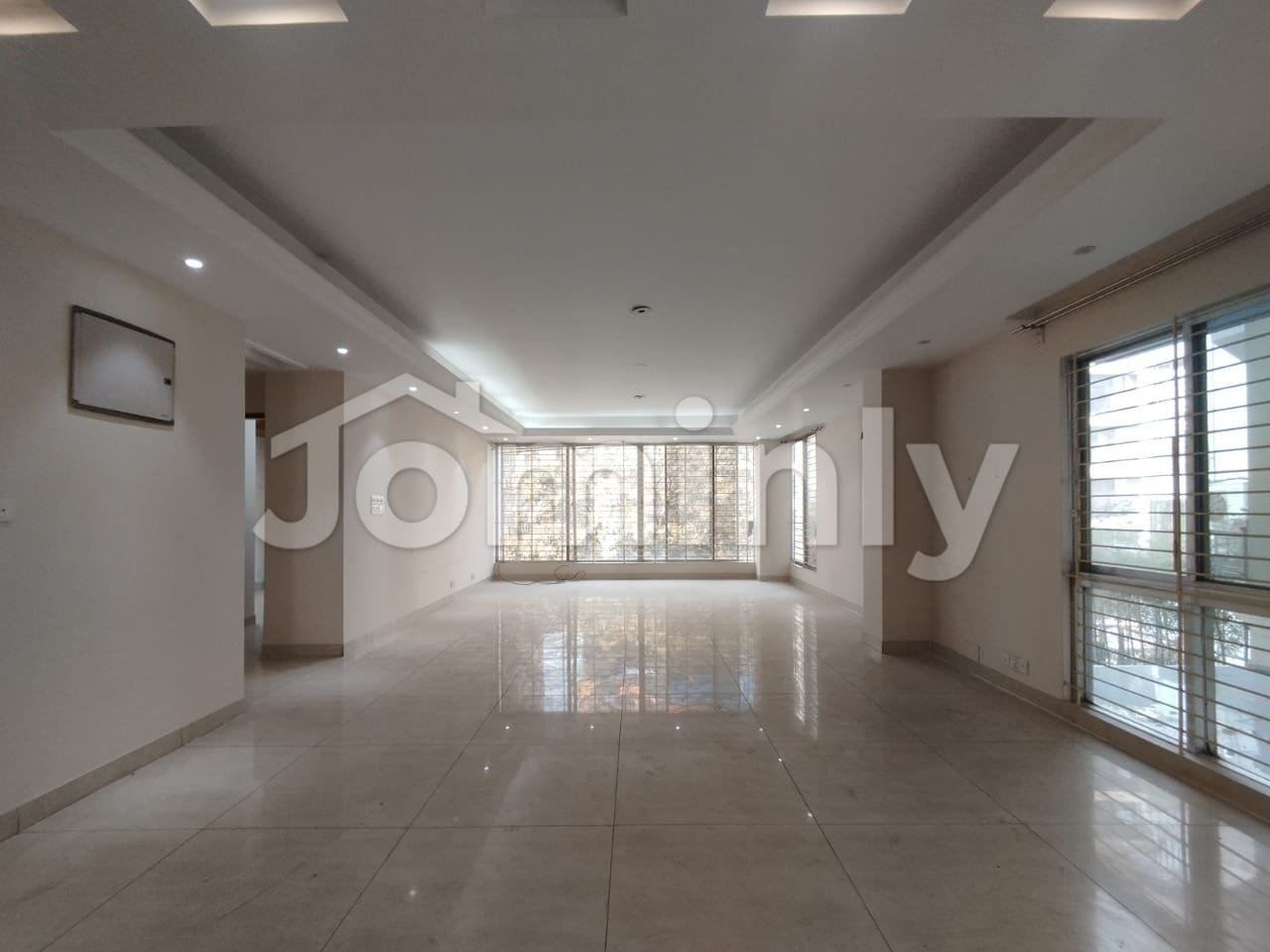Spacious 3300 Sft Luxury Apartment for Rent in Baridhara