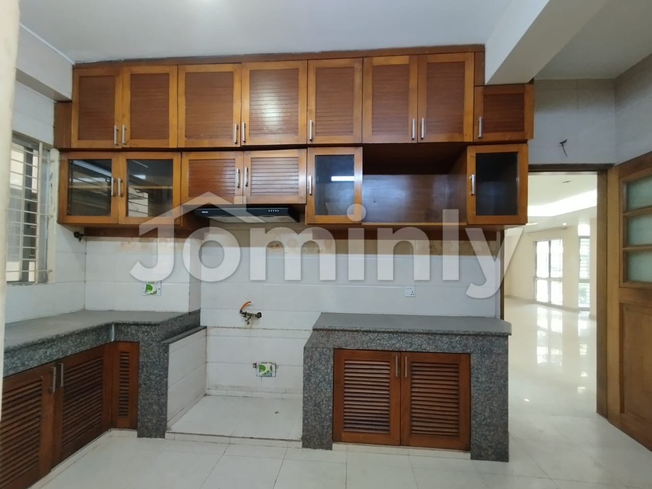 Spacious 3300 Sft Luxury Apartment for Rent in Baridhara - 5