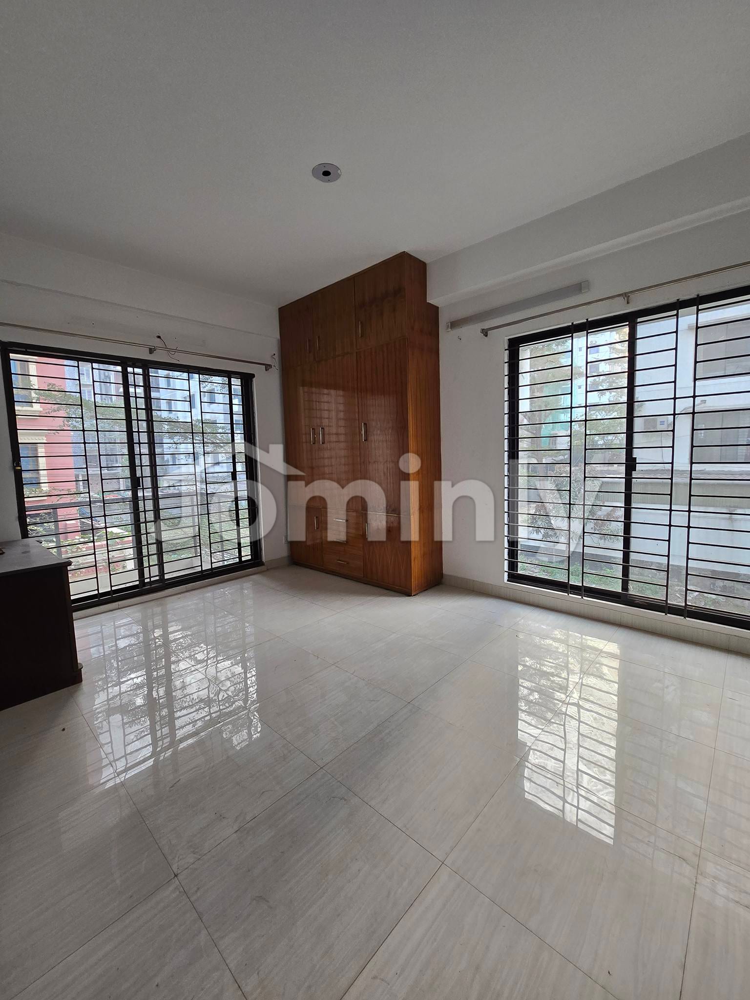 Spacious 2000 Sft First Floor Family Apartment for Rent in Bashundhara R/A