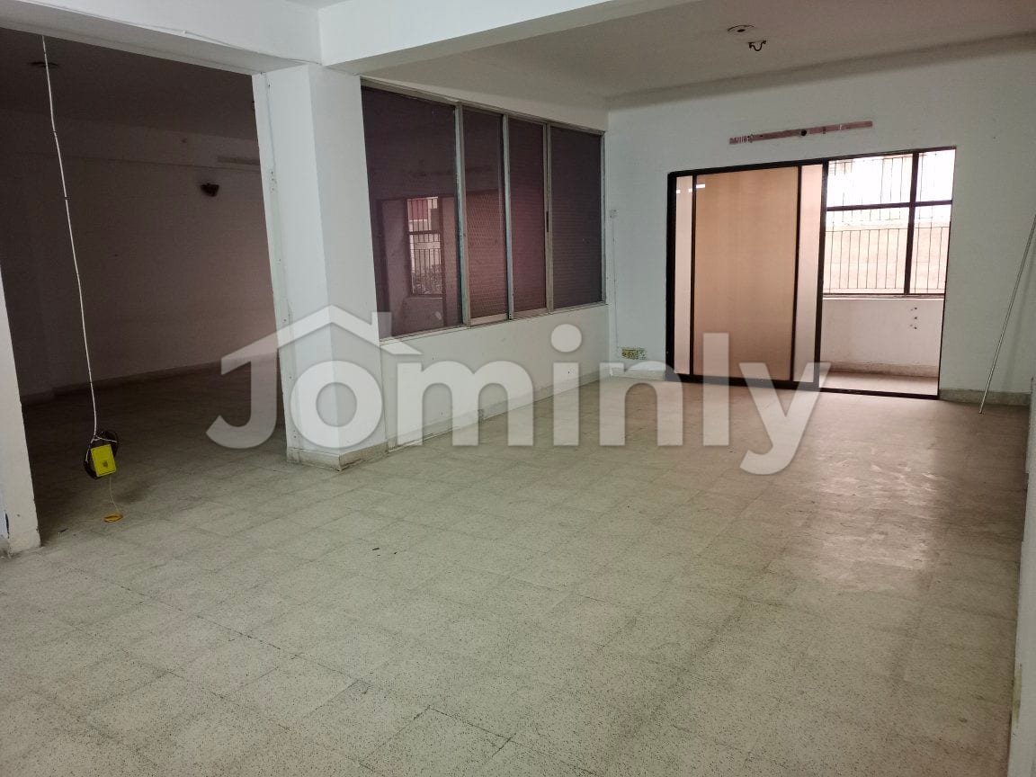 Professional 2300 Sft Office Space for Rent in Gulshan - 4