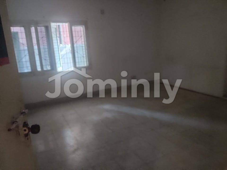 Spacious 2,400 Sft Ground Floor Space for Rent in Banani – Ideal for Showroom or Cafe - 3