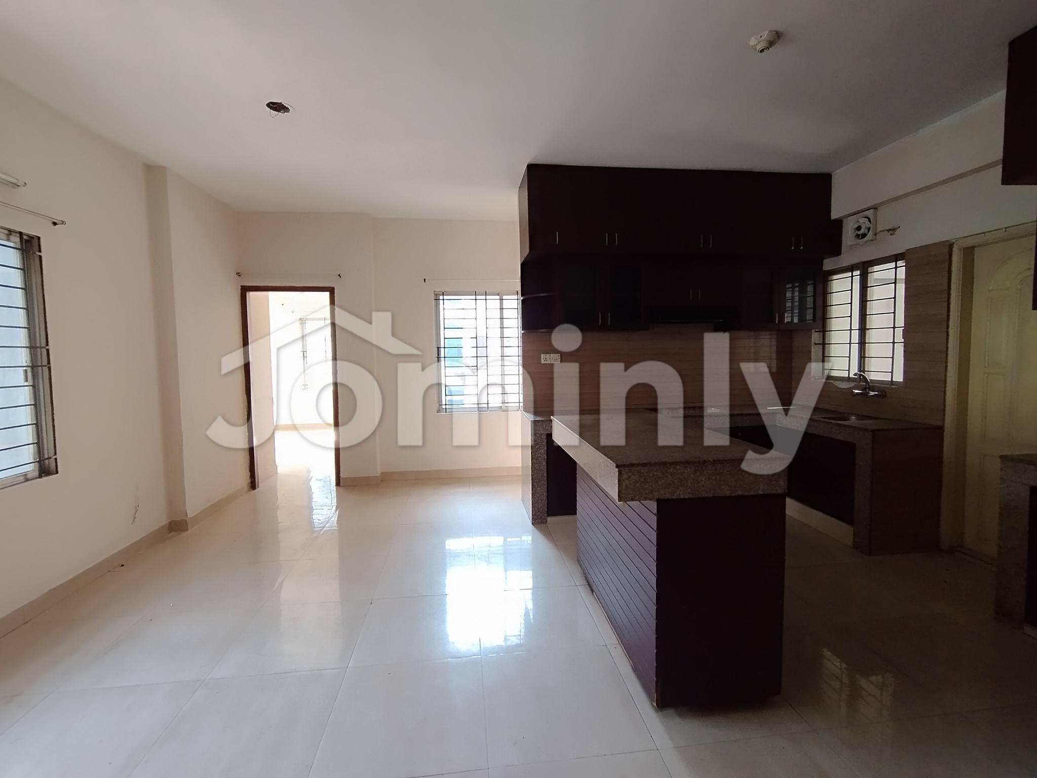 Spacious 1800 Sft South-Facing Family Apartment for Rent in Gulshan
