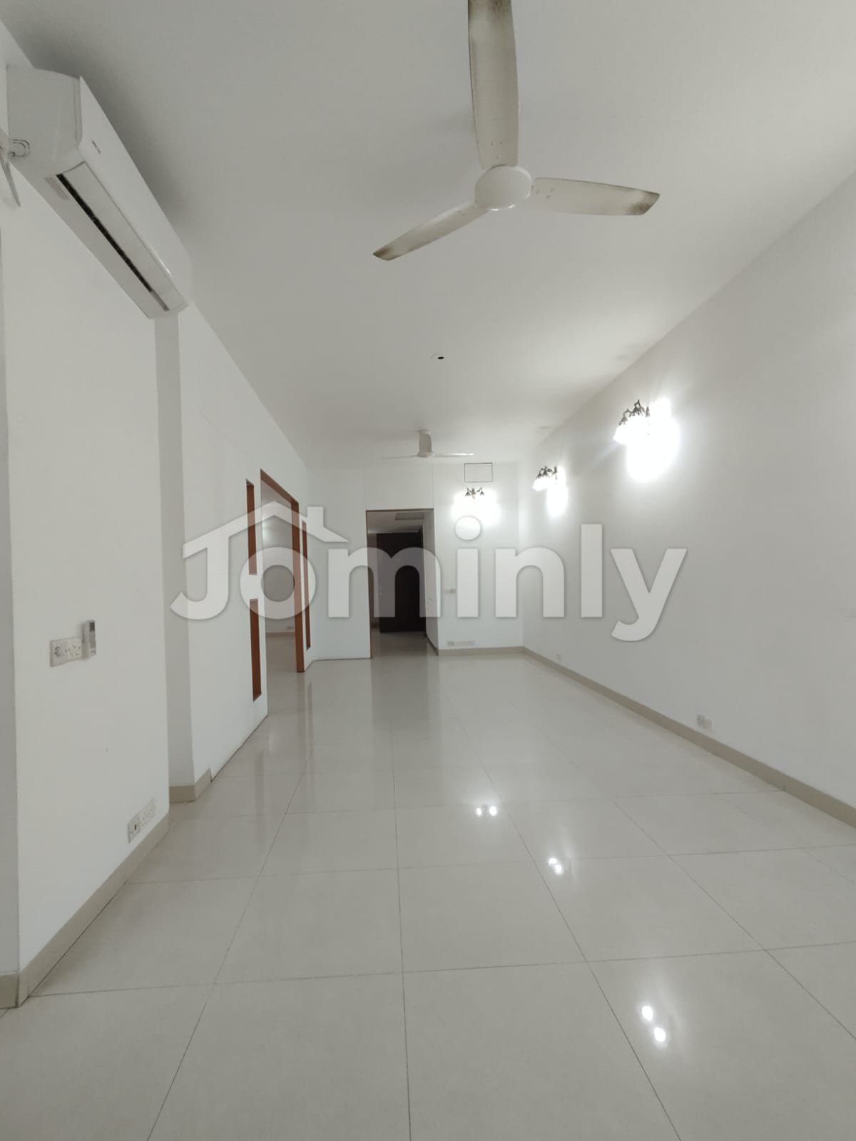 Sophisticated 2600 Sft Semi-Furnished Apartment for Rent in Baridhara - 3