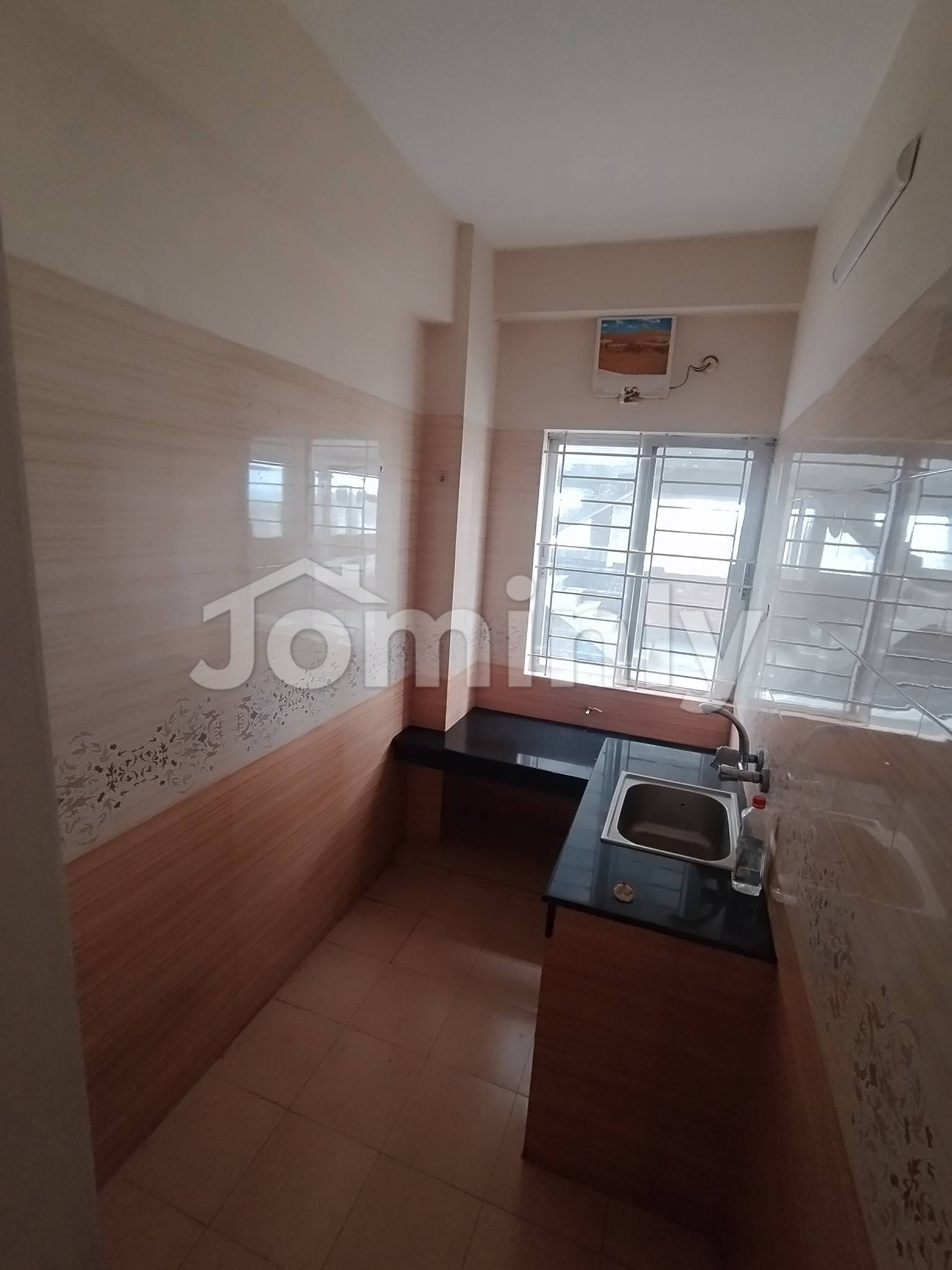 Spacious 1200 Sft Family Apartment for Rent in Bashundhara R/A - 3