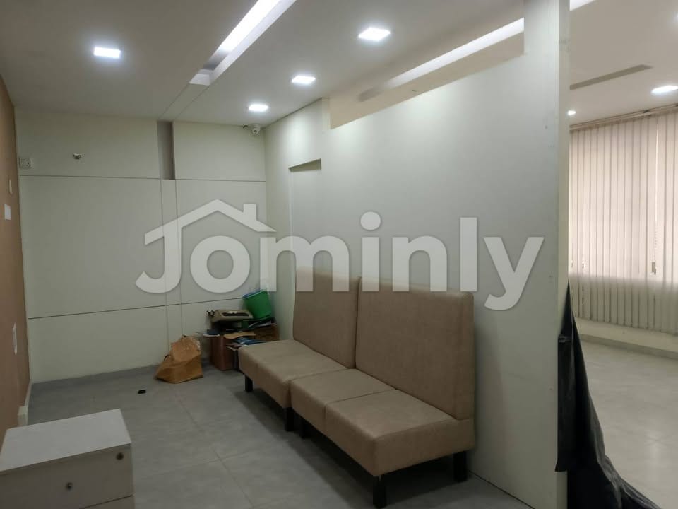 Spacious 3,400 Sft Open-Plan Corporate Office for Rent at Gulshan-1 - 3