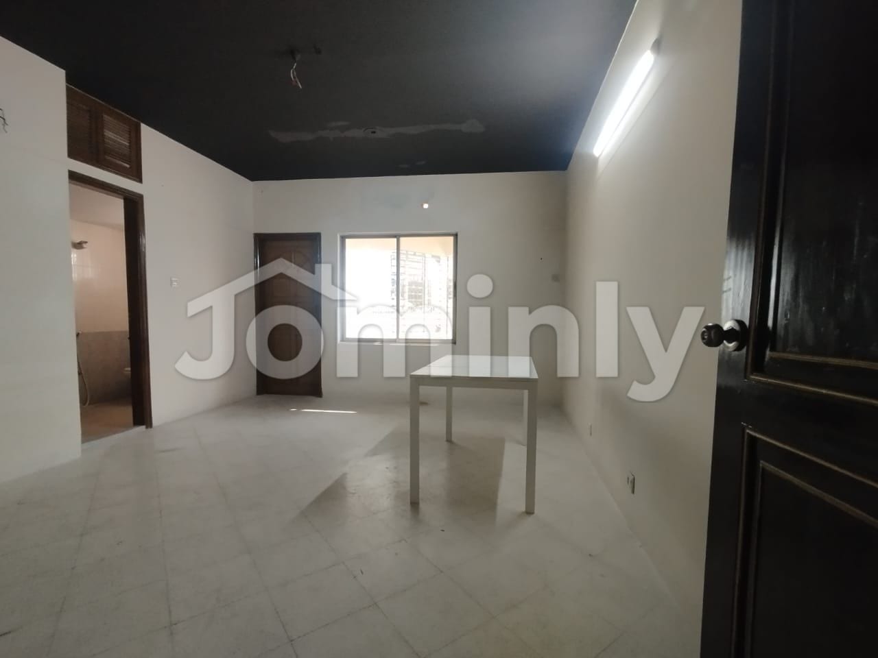 Spacious 2200 Sft Unfurnished Apartment for Rent in Gulshan 1