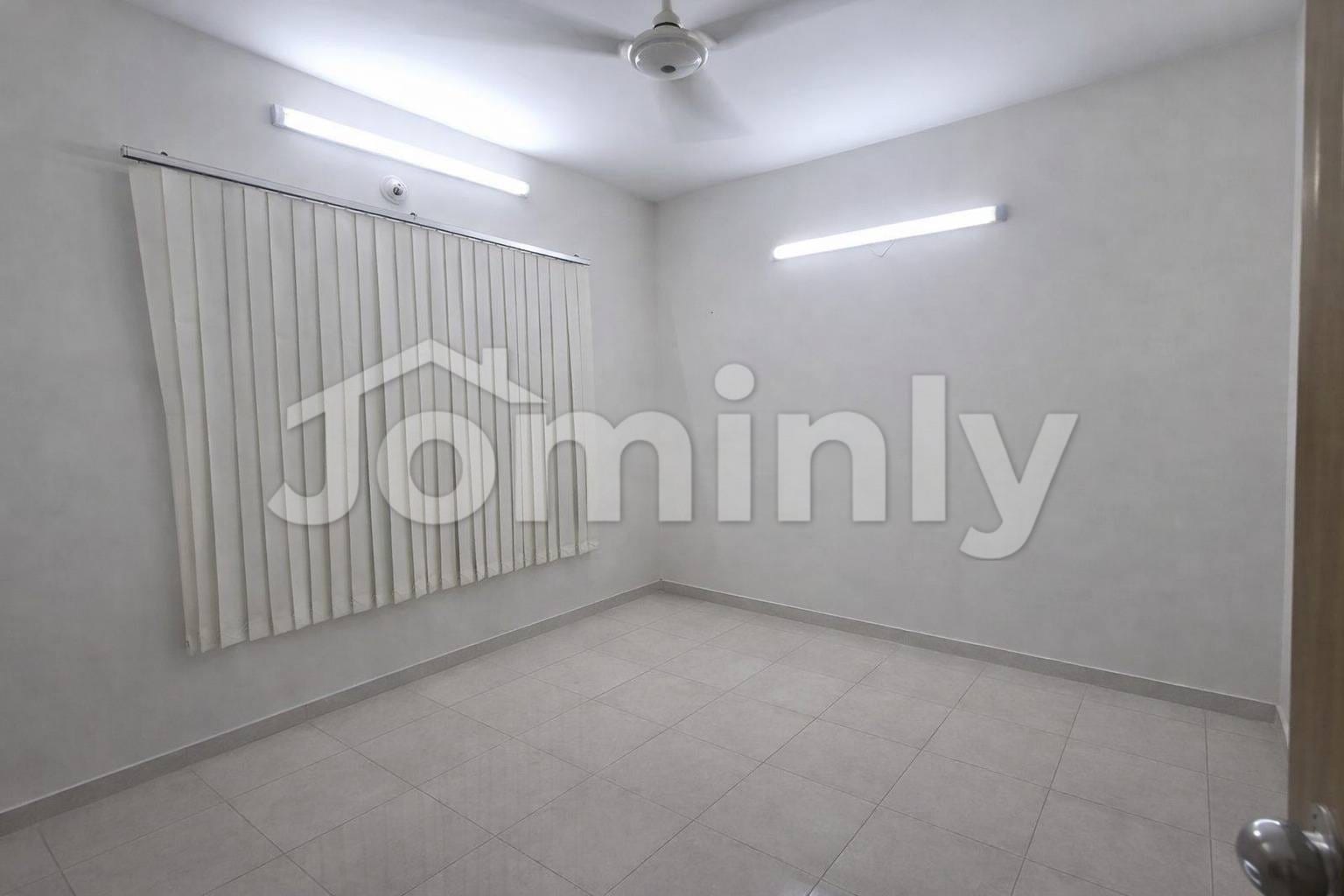 Spacious 2,300 Sft Corporate Office Space for Rent at Gulshan-1 (1st Floor) - 5