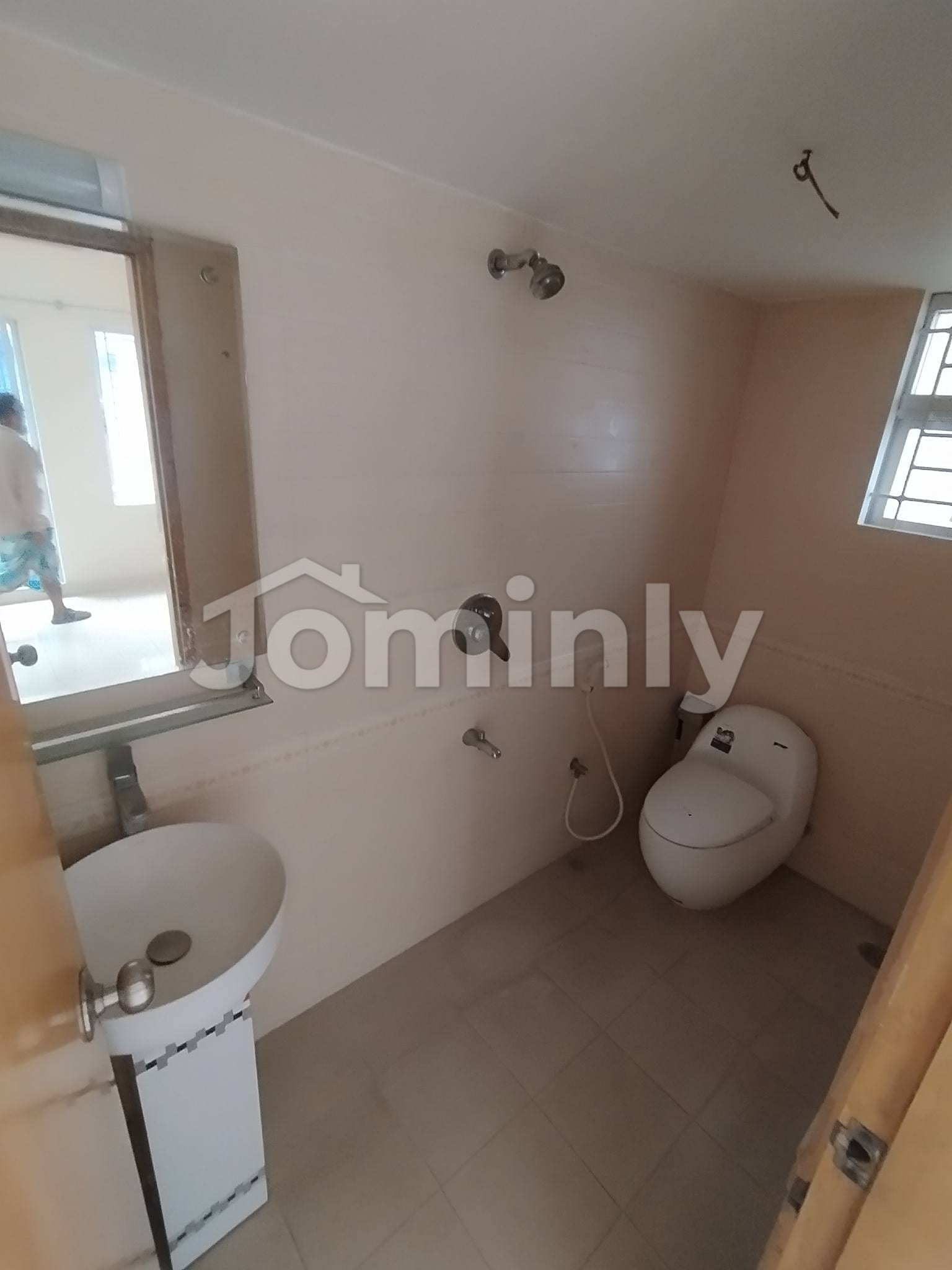 Spacious 1200 Sft Family Apartment for Rent in Bashundhara R/A - 2