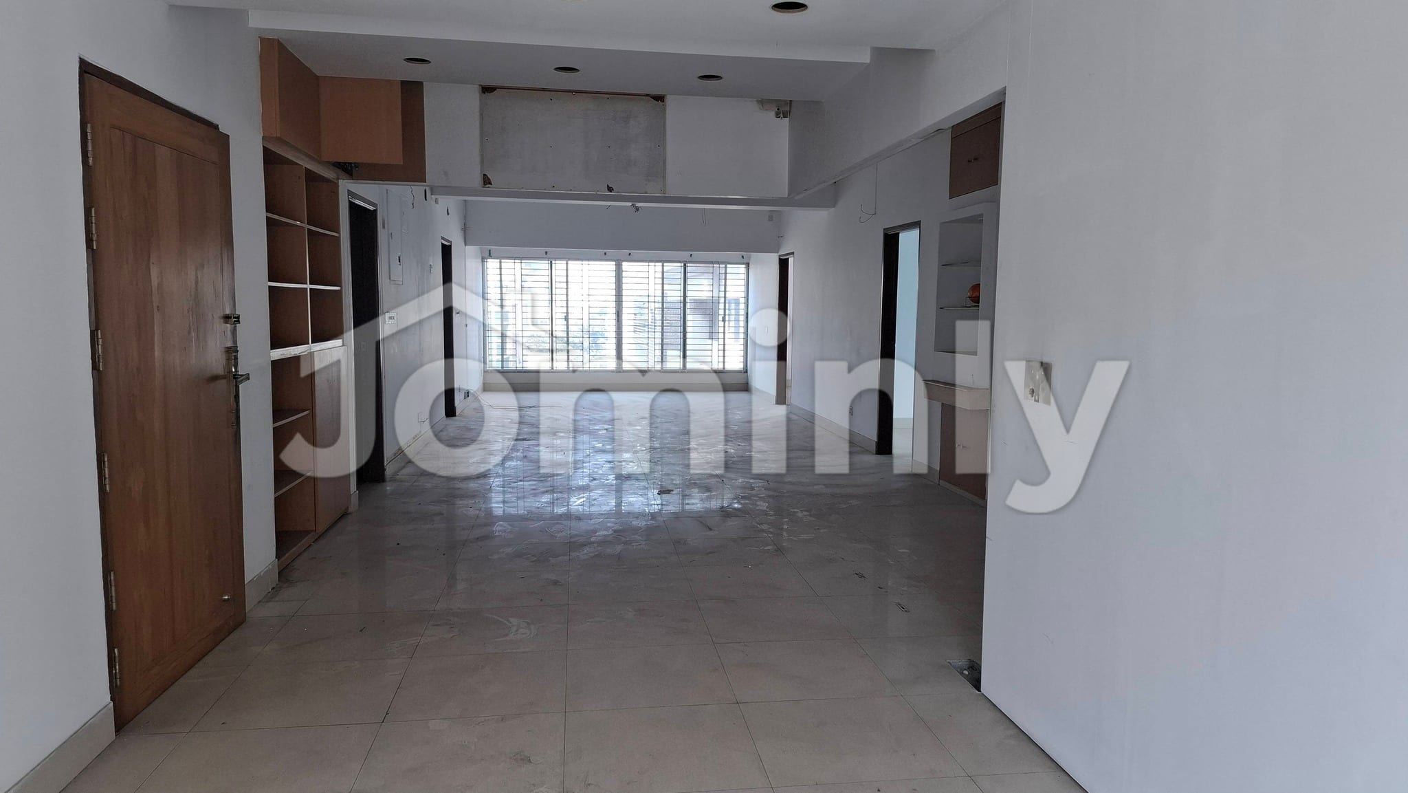 Premium 2,700 Sft Single Unit Corporate Office for Rent at Gulshan-1 Circle