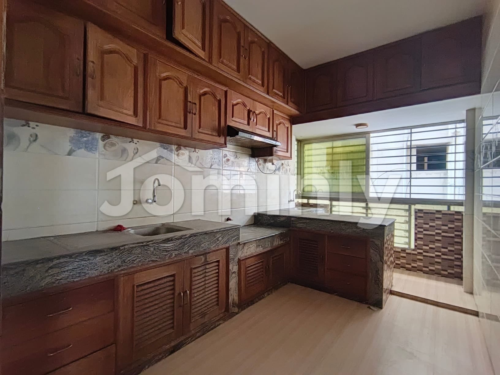 Spacious 2200 Sft Family Apartment for Rent in Bashundhara R/A - 5