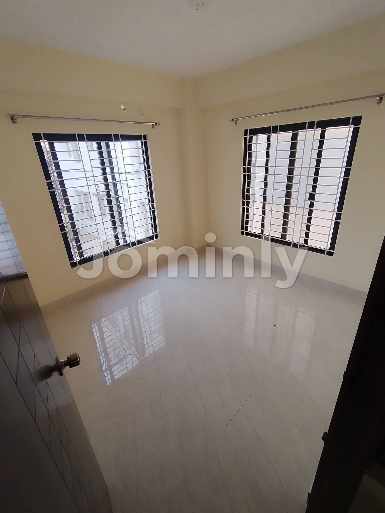 Brand New South-Facing 3-Bedroom Apartment for Rent in Block F, Bashundhara R/A - 3