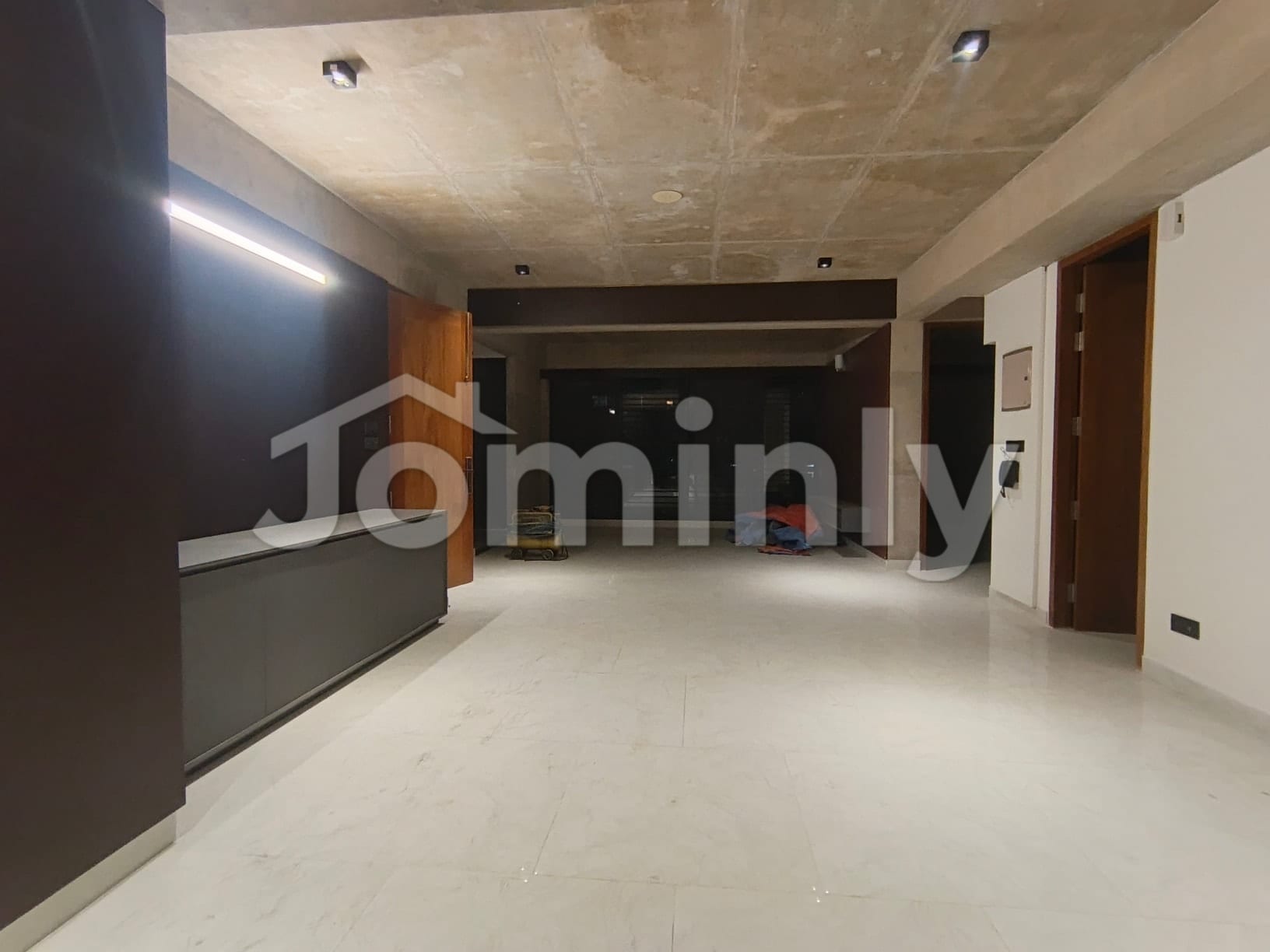 Premium 2000 Sft Spacious Family Apartment for Rent in Bashundhara R/A