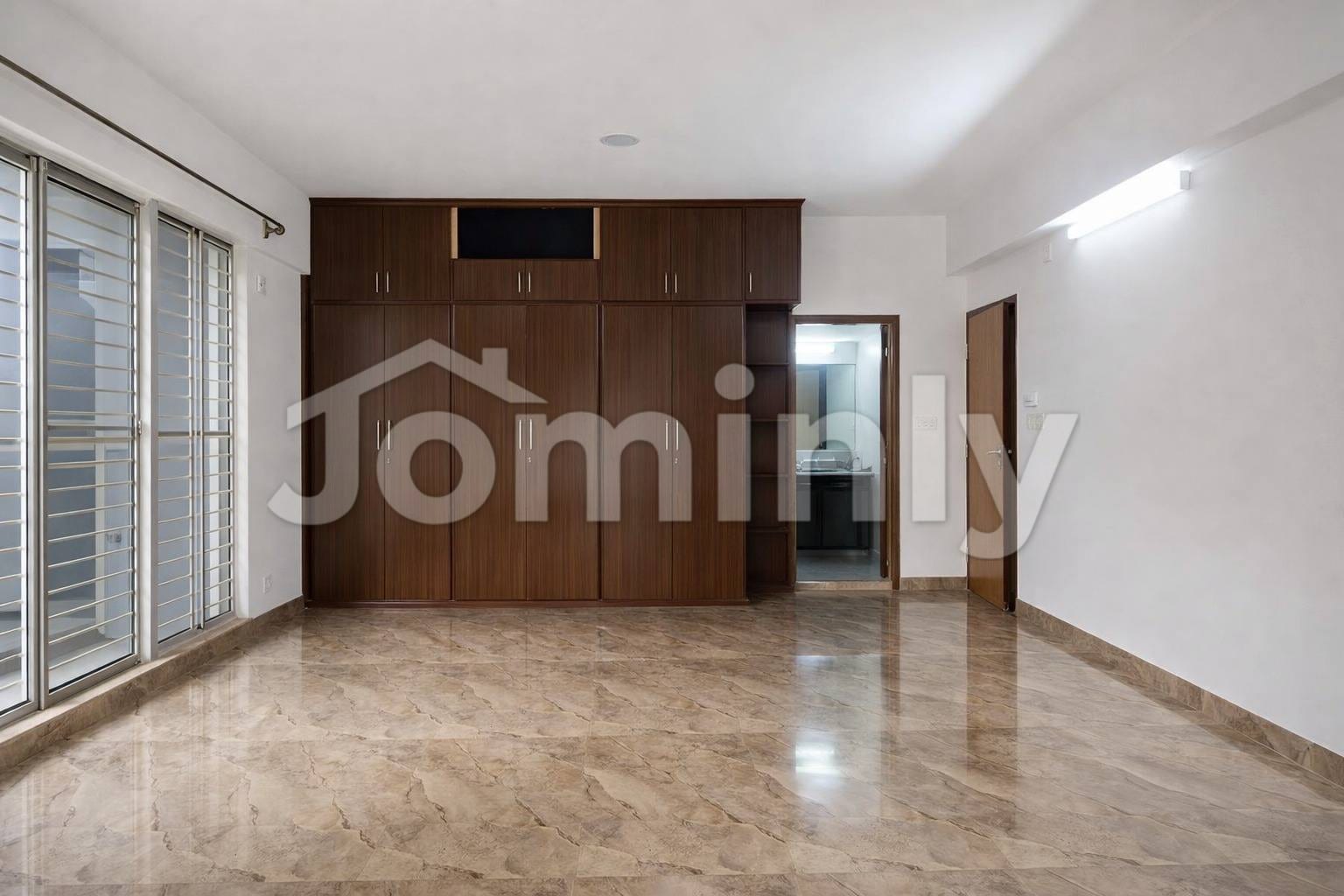 Spacious 2,500 Sft Prime Apartment for Family Residence or Corporate Office at Banani (Near Road 11) - 3