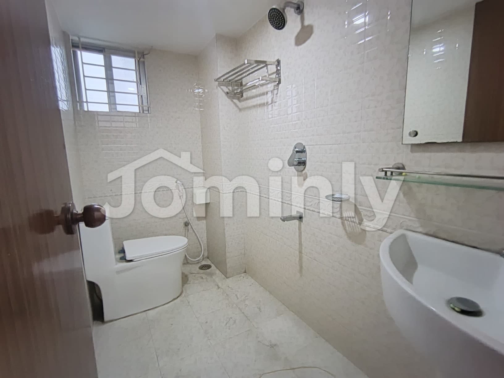 Spacious 1850 Sft Family Apartment for Rent in Bashundhara R/A - 2