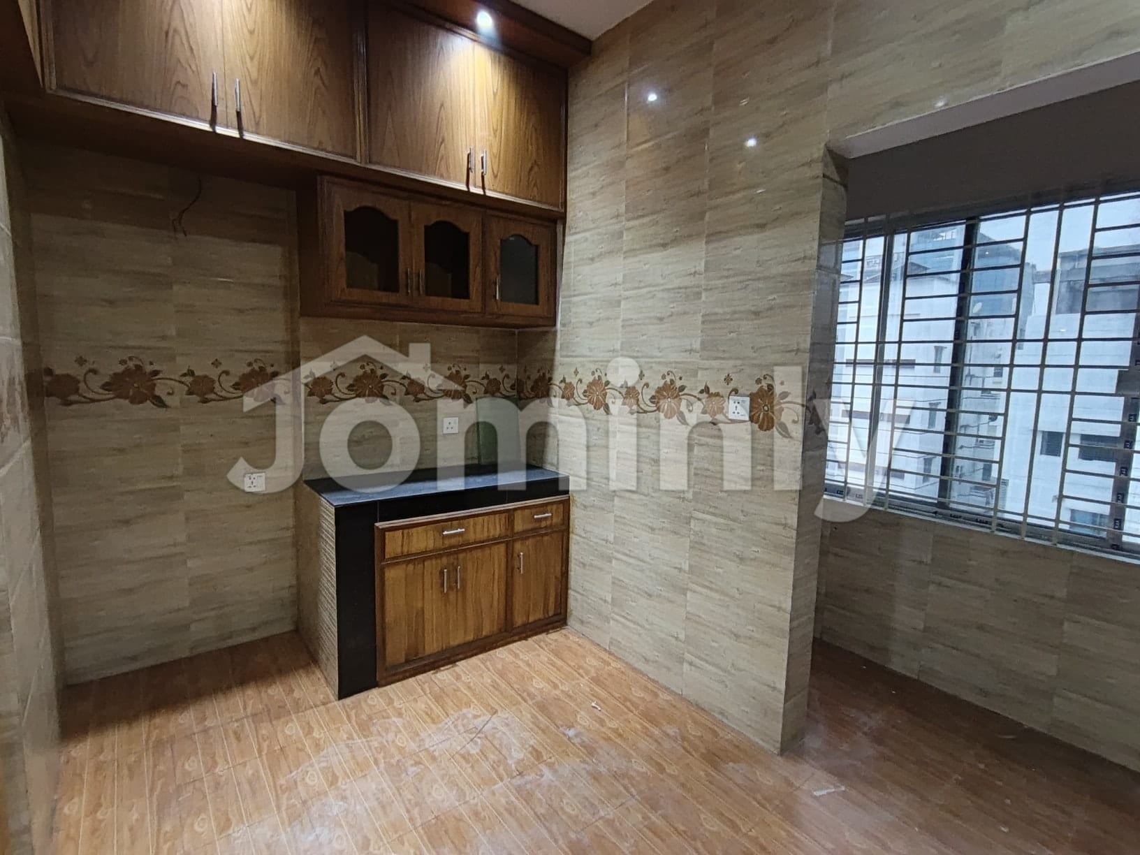 Spacious 1850 Sft Family Apartment for Rent in Bashundhara R/A - 5