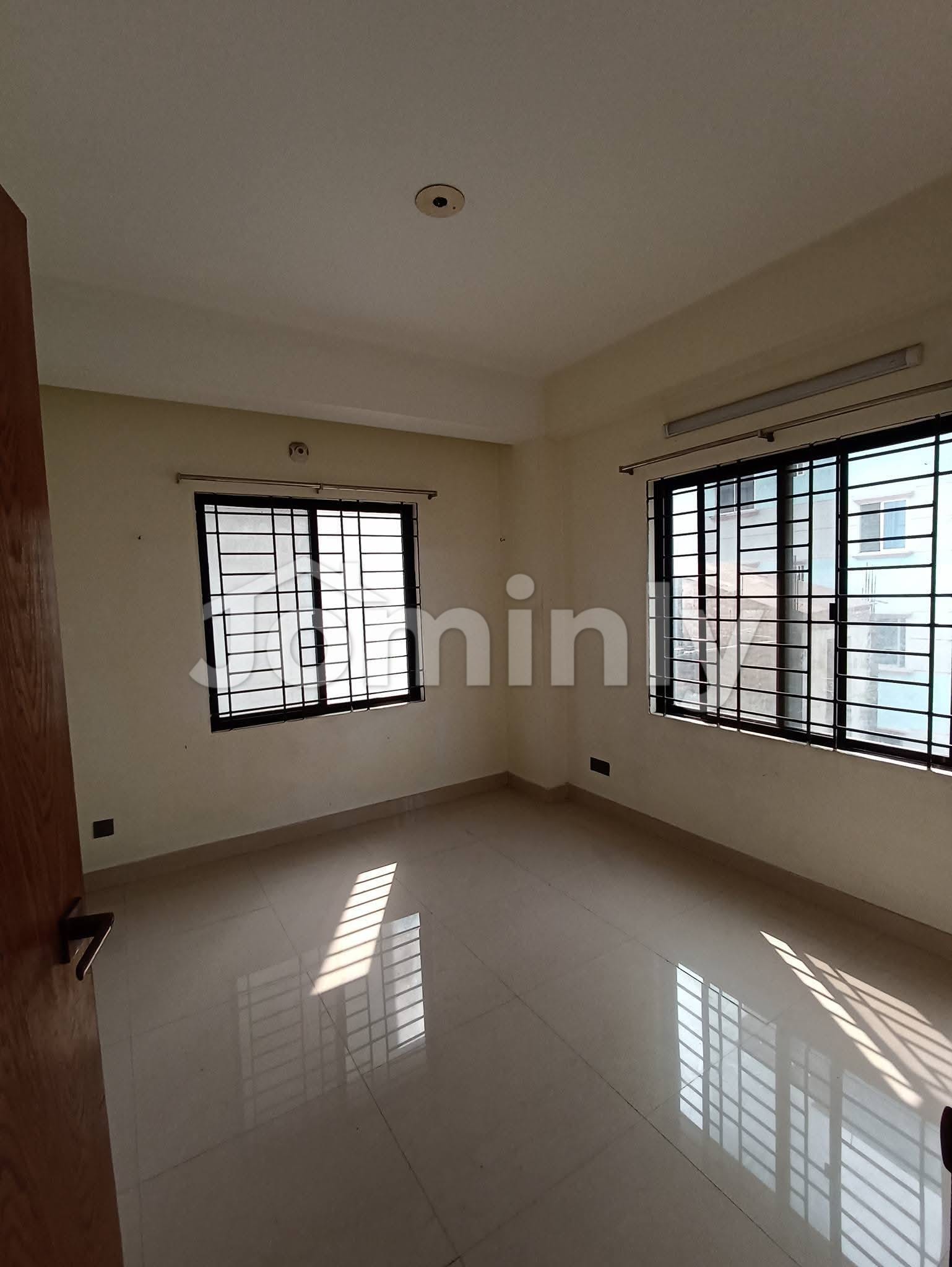 Comfortable 2-Bedroom Family Apartment for Rent in Block H, Bashundhara R/A