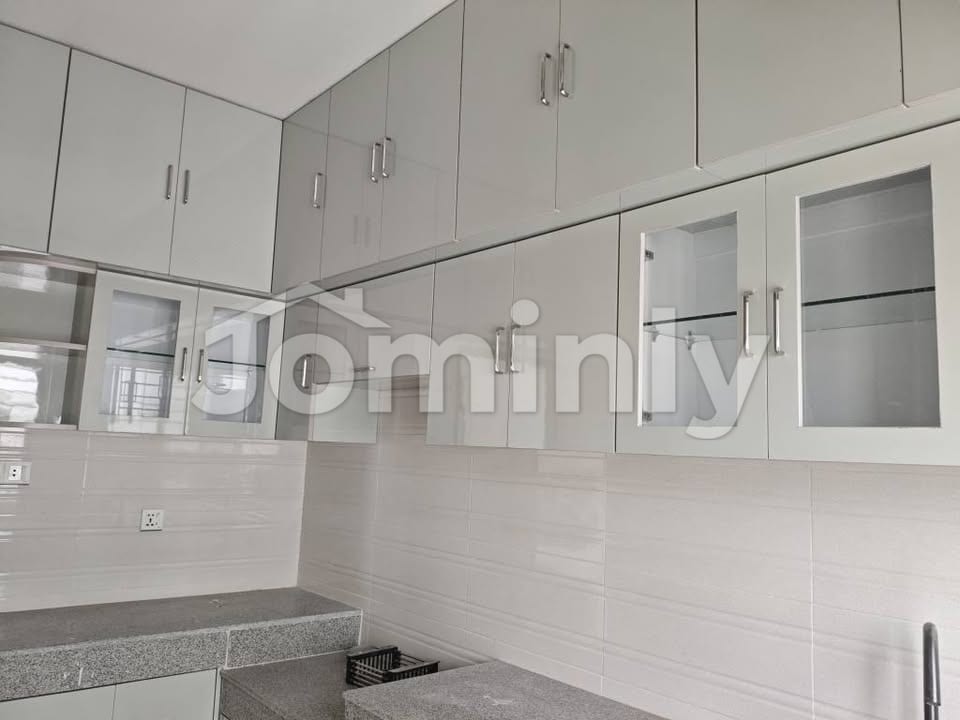 Premium 2307 Sft South-Facing Brand New Apartment in Bashundhara R/A (Block K) - 5