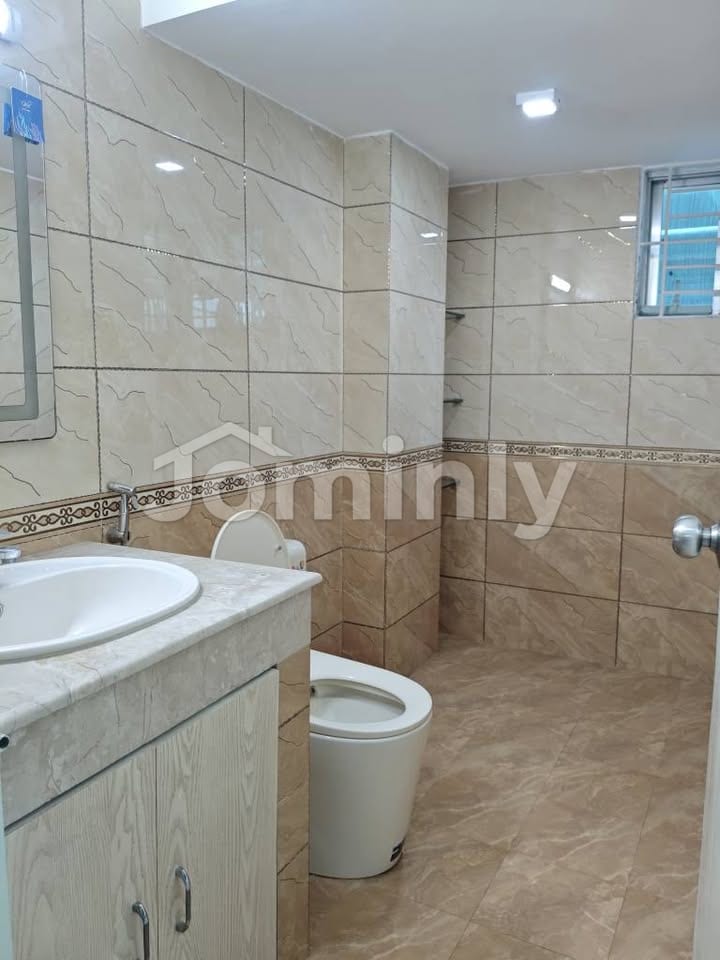 Brand New 2300 Sft Luxury Apartment for Rent in Bashundhara R/A (Block D) - 2