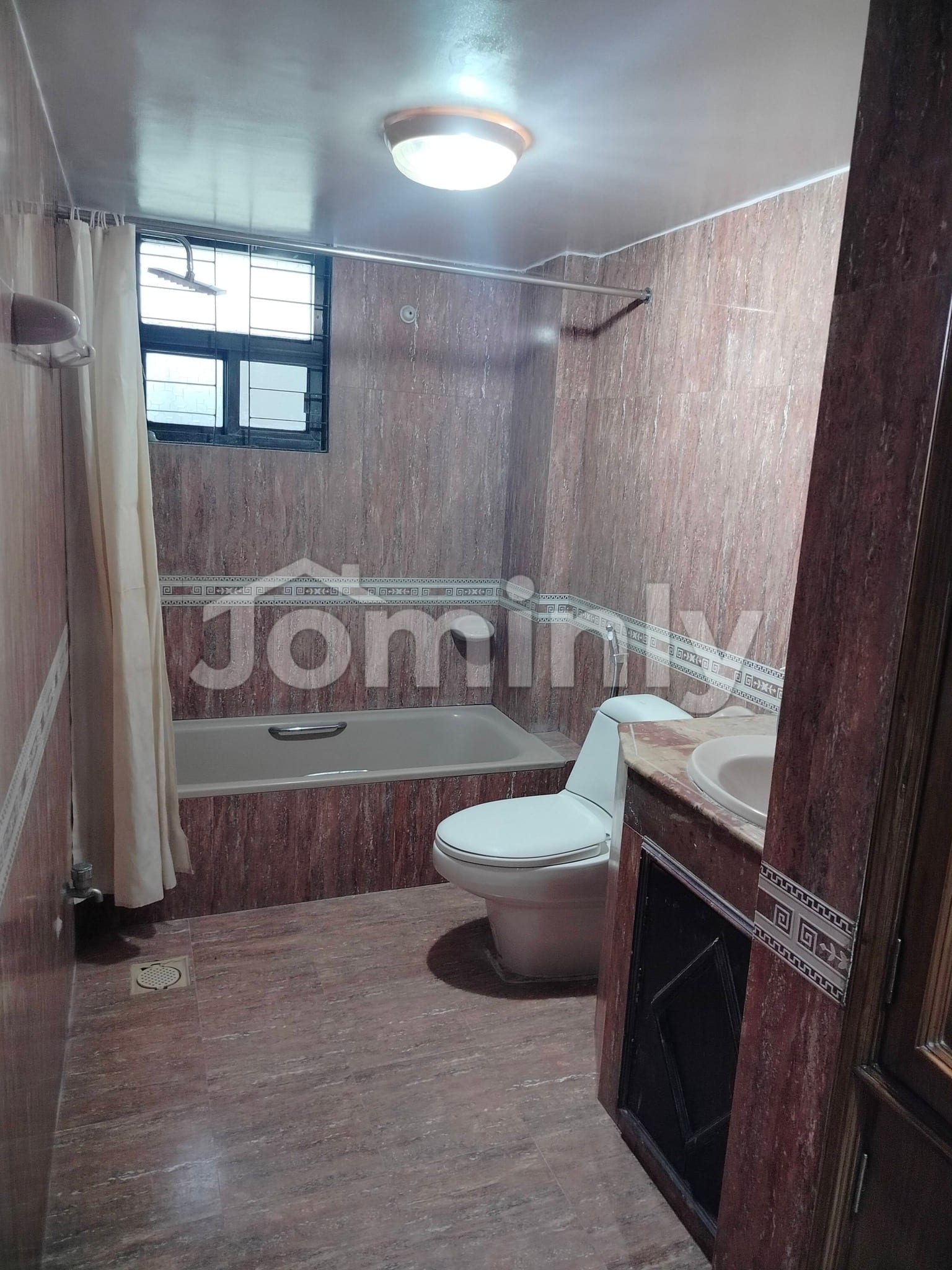 Premium 2600 Sqft Fully Furnished Apartment for Rent in Gulshan-2 - 2