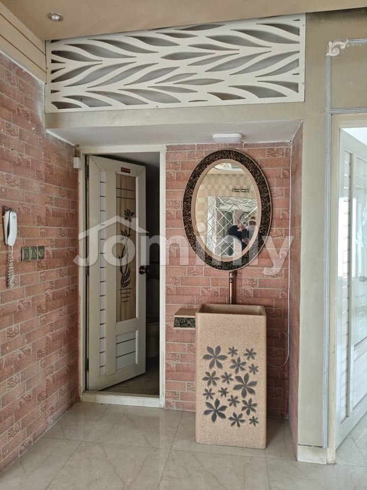 Premium 2400 Sqft South-Facing Apartment with Rooftop Pool in Bashundhara R/A - 4