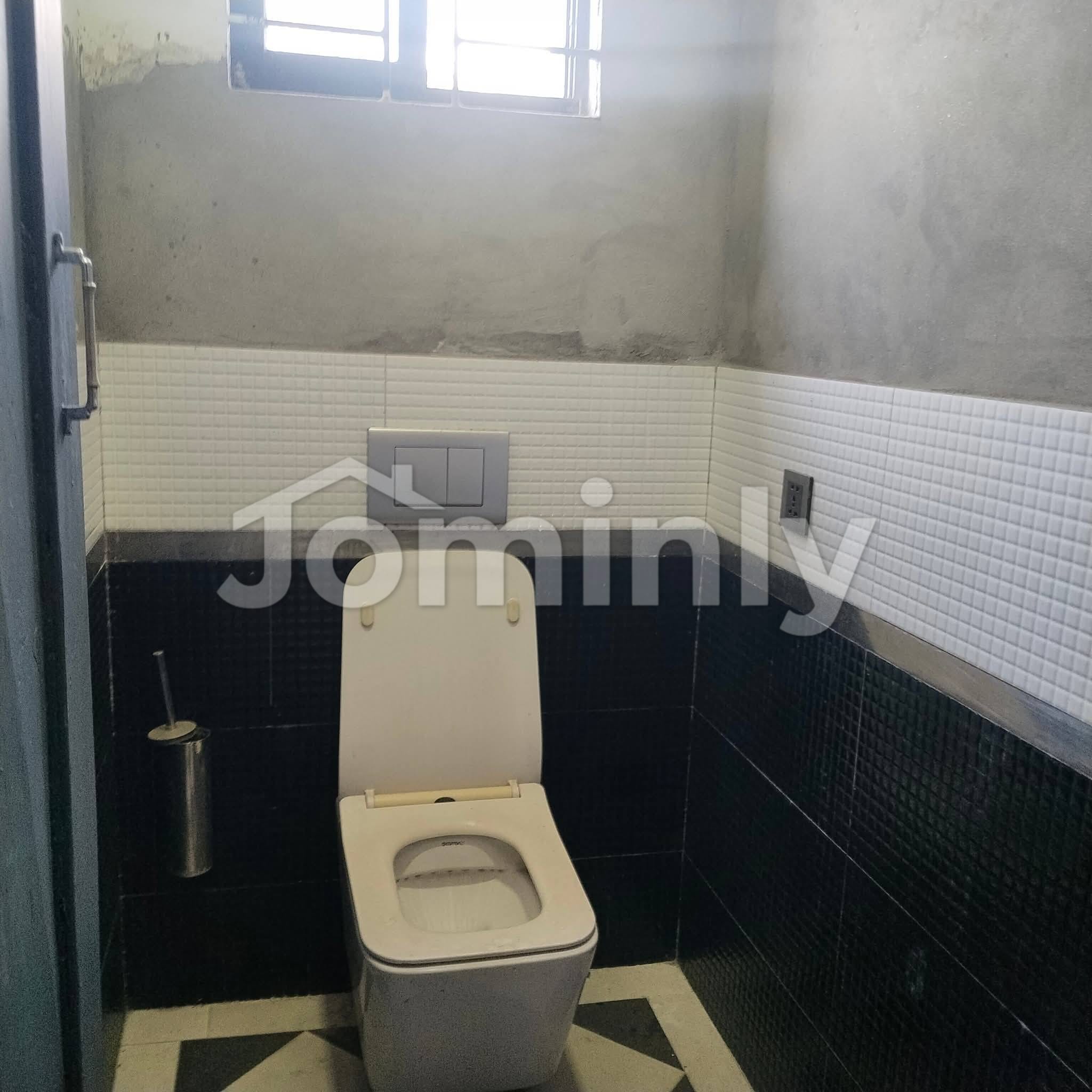 Fully Furnished 3,300 Sft Premium Corporate Office for Rent at Road 11 Banani Dhaka - 3