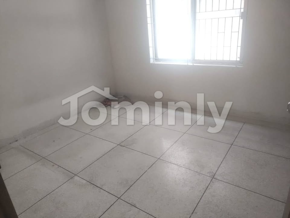 Cozy 1,800 Sft Commercial Office Space for Rent at Banani Dhaka - 5