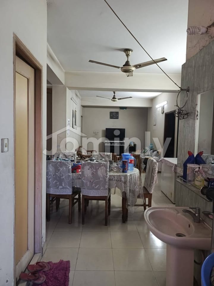 Large 1,947 Sft Used Residential Apartment for Sale at Pallabi, Mirpur-12 - 2