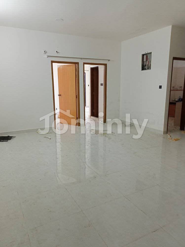Premium 1,425 Sft South-Facing Flat for Sale at Kalabagan 1st Lane Dhaka - 2