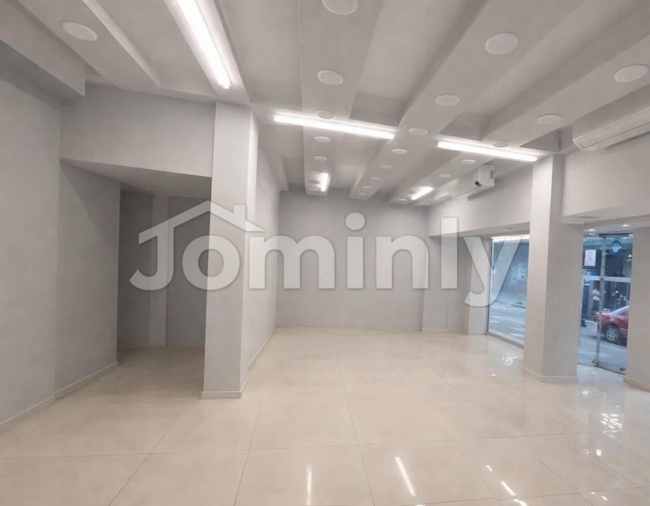 Prime 700 Sqft Ground Floor Retail/Shop Space for Rent at Road 12, Banani Dhaka