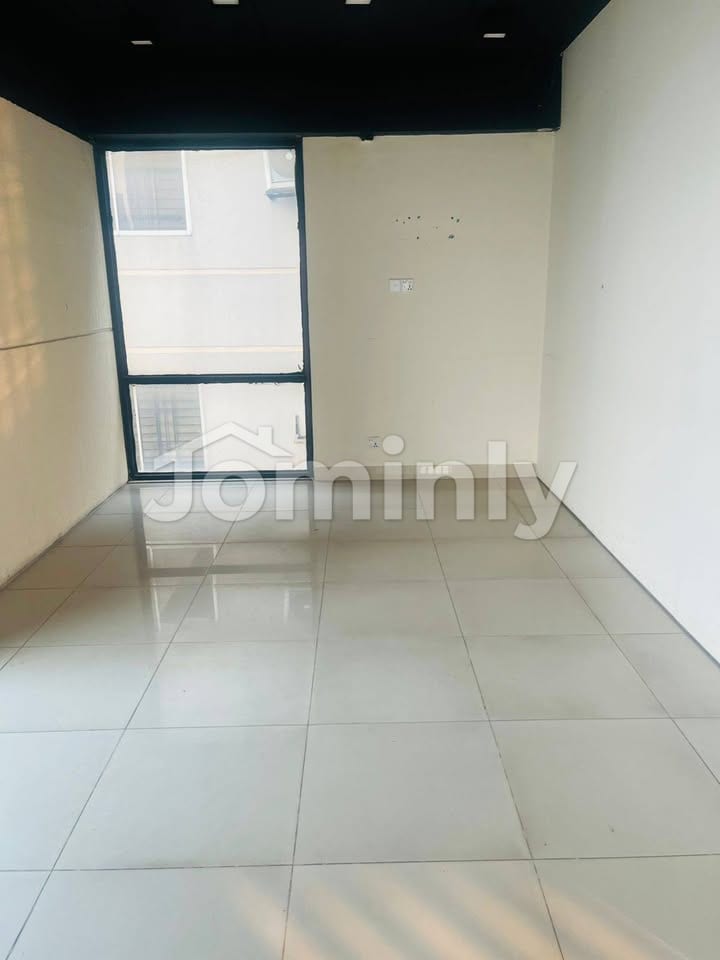 Prime 1,547 Sft Corporate Office Space for Rent at Kamal Ataturk Avenue, Banani Dhaka - 3