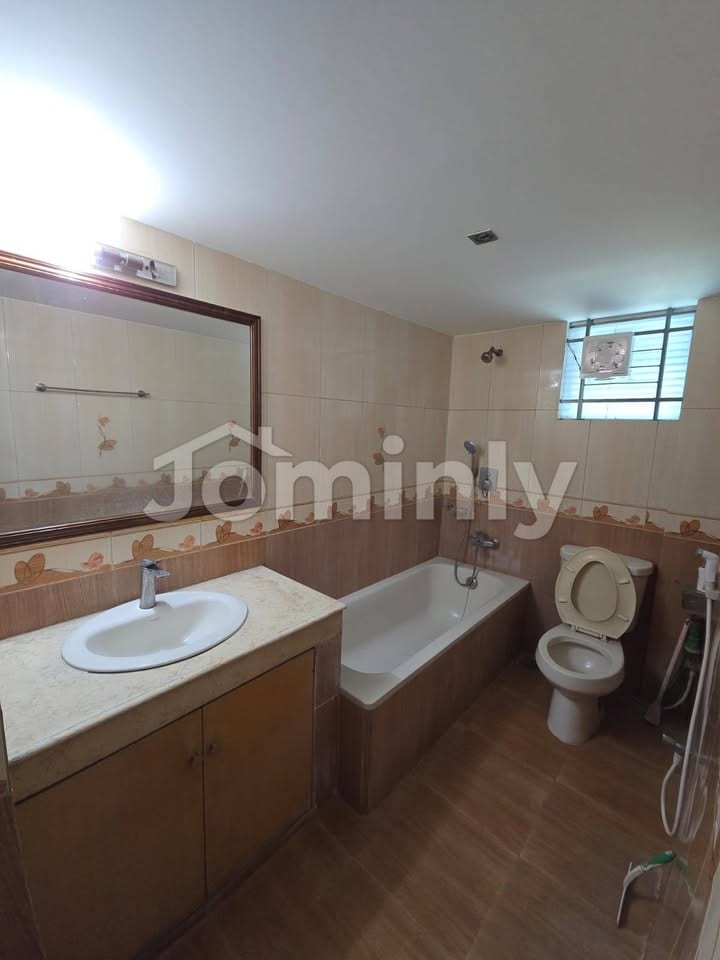 Luxurious 2,108 Sft Full Interior Single Unit Flat for Sale at Road 11, Sector 6, Uttara - 4