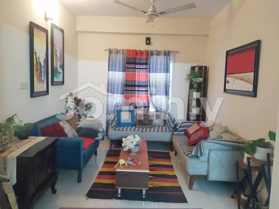 Well-Ventilated 1,350 Sft South-East Facing Ready Flat for Sale at Block-K, Basundhara R/A