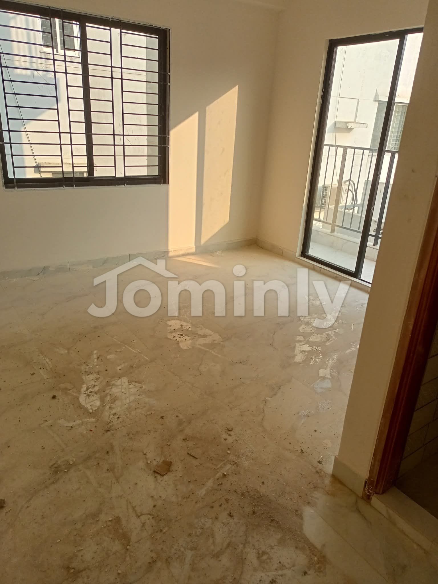 Exclusive 2,000 Sft Single Unit Corner Apartment for Sale at Block-I, Bashundhara R/A - 2