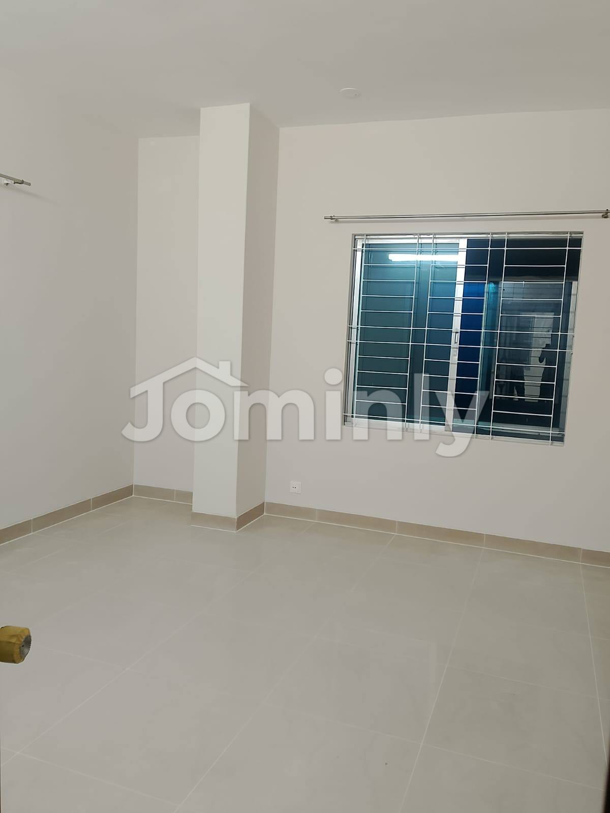 Spacious 1,800 Sft Single Unit Top Floor Apartment for Sale at Sector 11, Uttara - 2