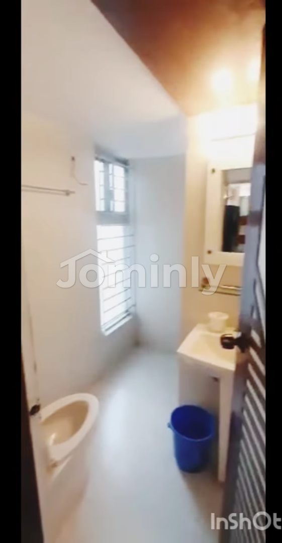 Premium 1800 Sqft Fully Furnished 3-Bedroom Apartment for Rent in Bashundhara R/A - 4