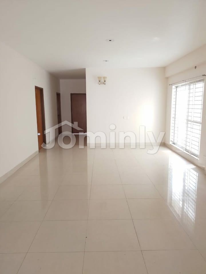 Luxury 3200 Sqft South-Facing 4-Bedroom Apartment for Rent in Banani