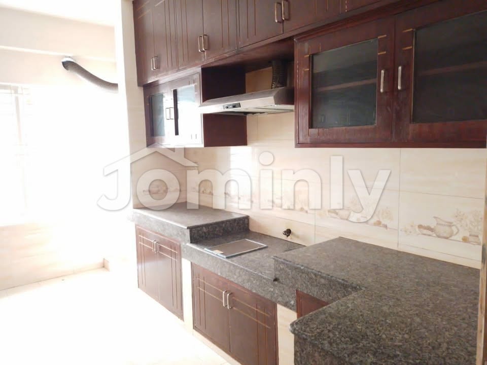 Luxury 3200 Sqft South-Facing 4-Bedroom Apartment for Rent in Banani - 3