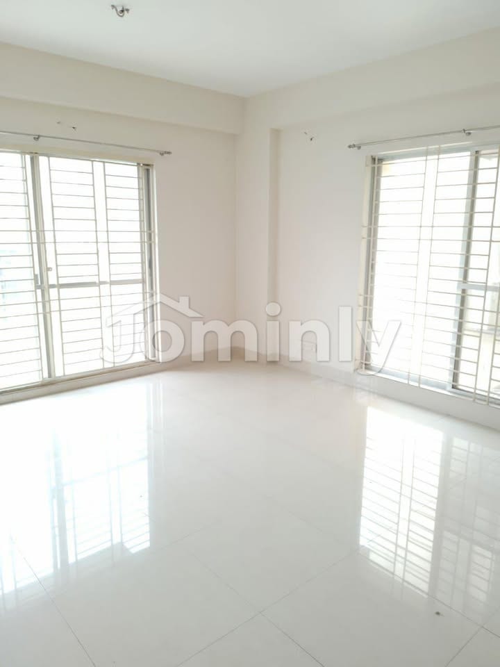 Luxury 3200 Sqft South-Facing 4-Bedroom Apartment for Rent in Banani - 5