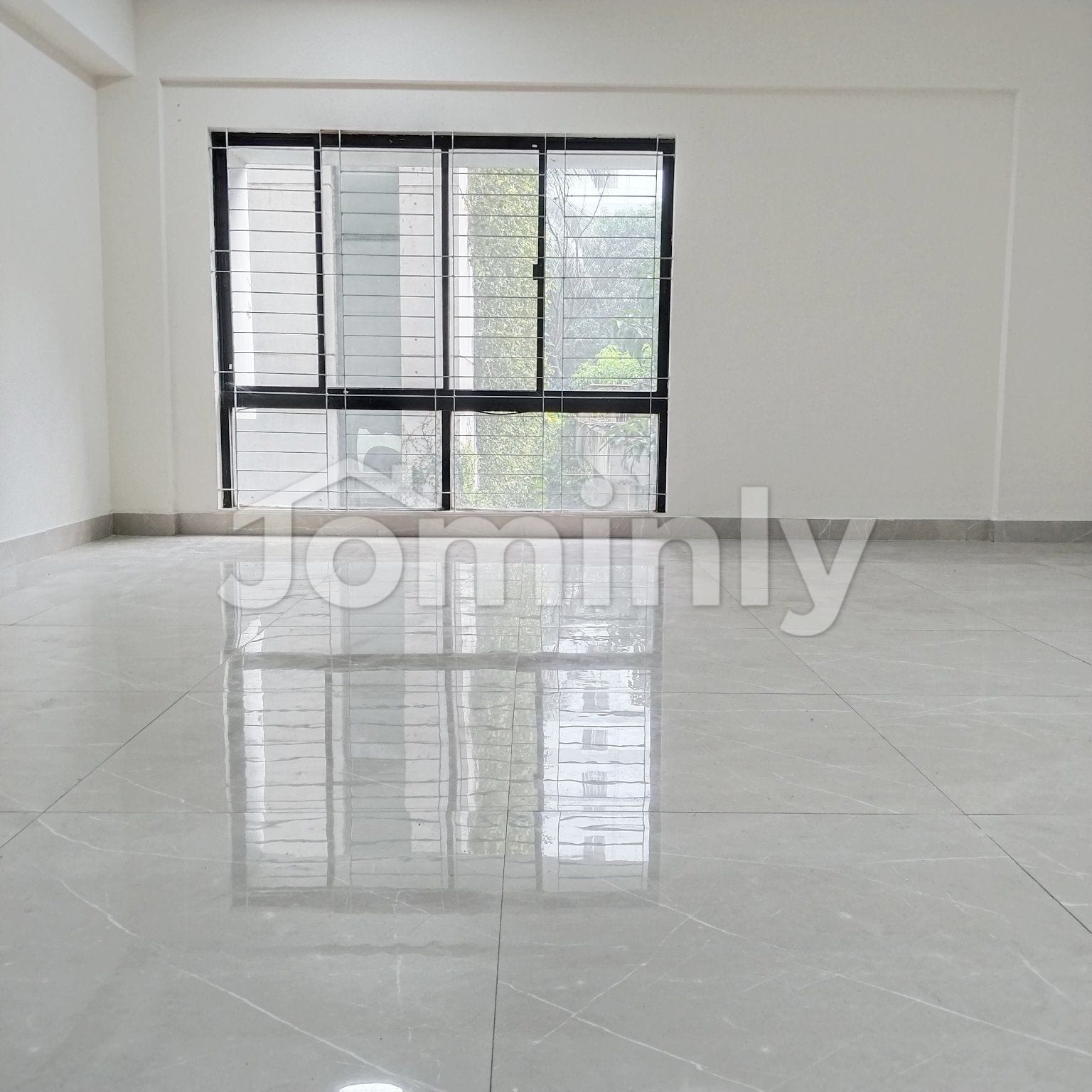 Spacious 2600 Sqft 3-Bedroom Unfurnished Apartment for Rent in Gulshan-1