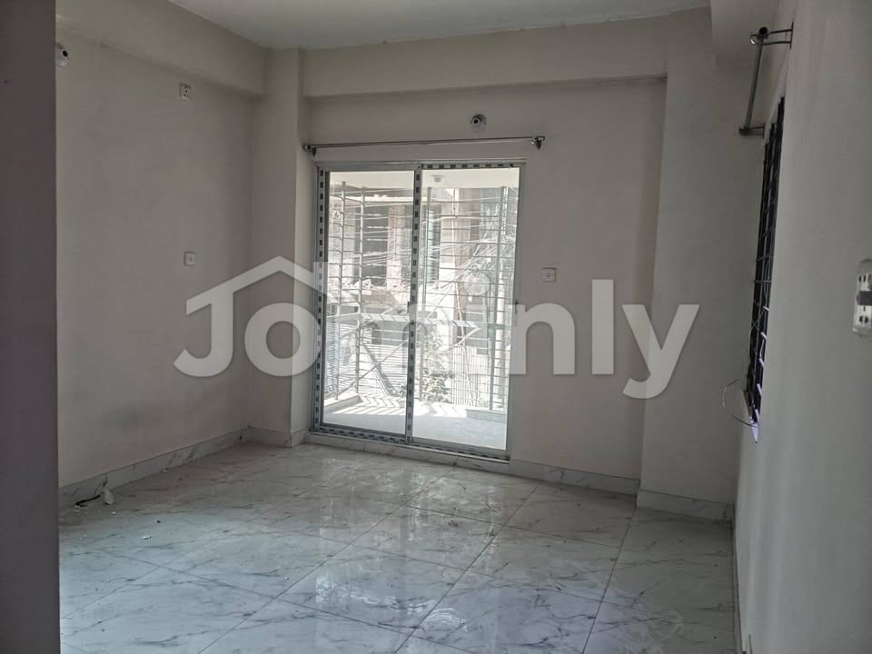 1500 Sqft 3-Bedroom North-Facing Apartment for Sale in Bashundhara R/A Block-H