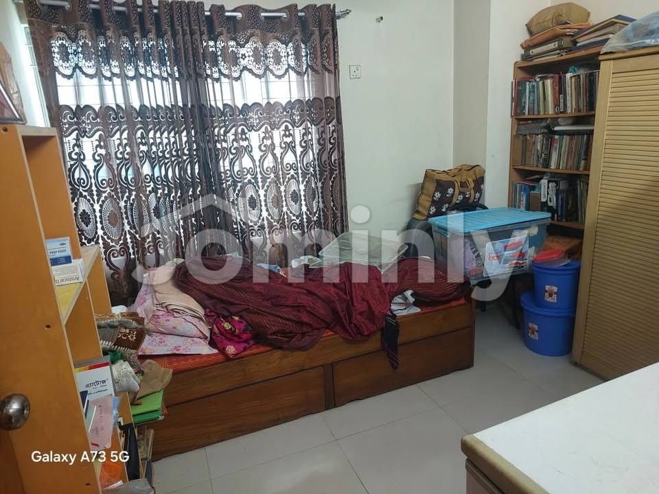 Ready 2079 Sqft South-Facing Luxury Apartment for Sale in Moghbazar - 5