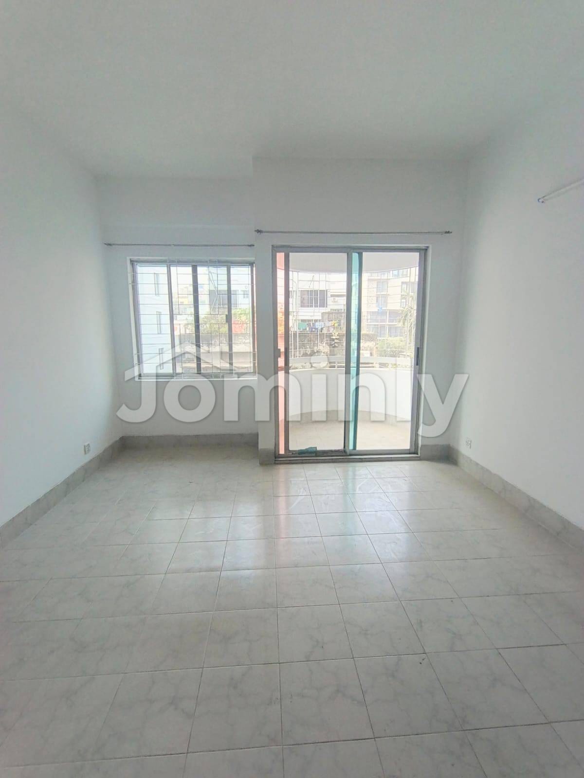 Luxurious 1,705 Sft Ready Apartment by BTI at Sector 3, Uttara (With Servant Bed & Titas Gas) - 4