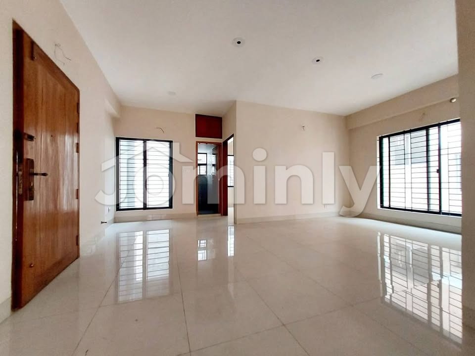 Premium 1,900 Sft Single Unit South-Facing Ready Apartment at Bashundhara R/A (Near NSU & IUB) - 2