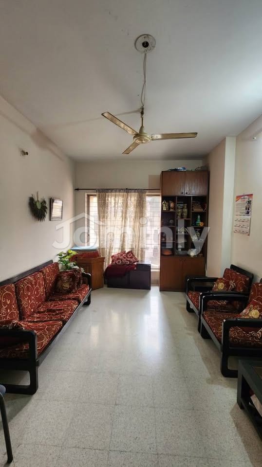 Ready 1215 Sqft 2-Bedroom Used Apartment for Sale in Lalmatia Block-C - 3