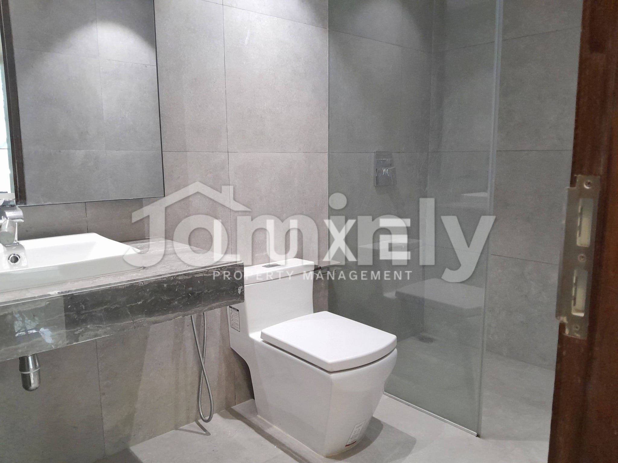 Premium 3500 Sqft 3-Bedroom Semi-Furnished Apartment for Rent in Gulshan-1 - 2