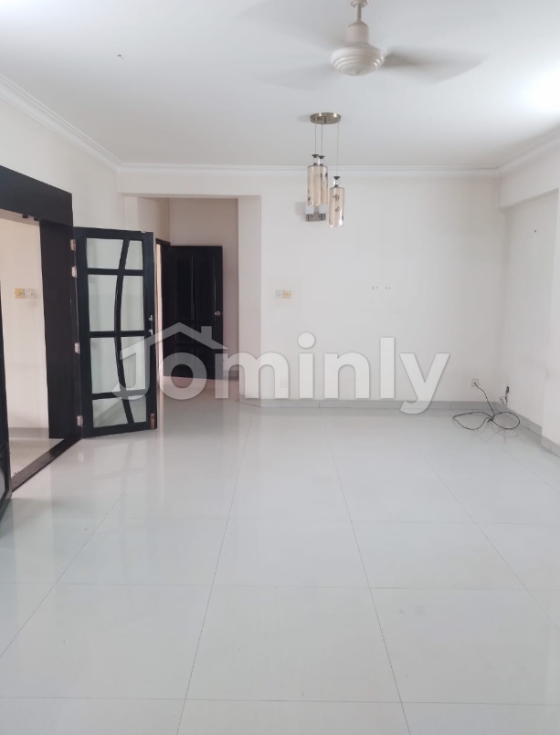Spacious 2,250 Sft North-Facing Apartment for Rent at Banani North (Govt. Gas & Parking) - 2