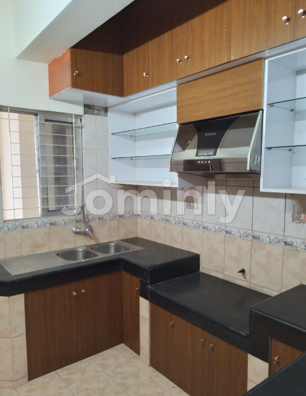 Ultra-Spacious 2,700 Sft North-Facing Apartment for Rent at Banani North (Govt. Gas & Parking) - 2
