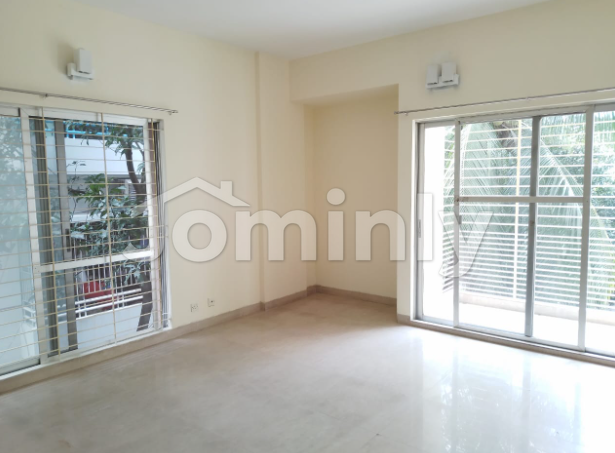 Ultra-Spacious 2,700 Sft North-Facing Apartment for Rent at Banani North (Govt. Gas & Parking) - 5