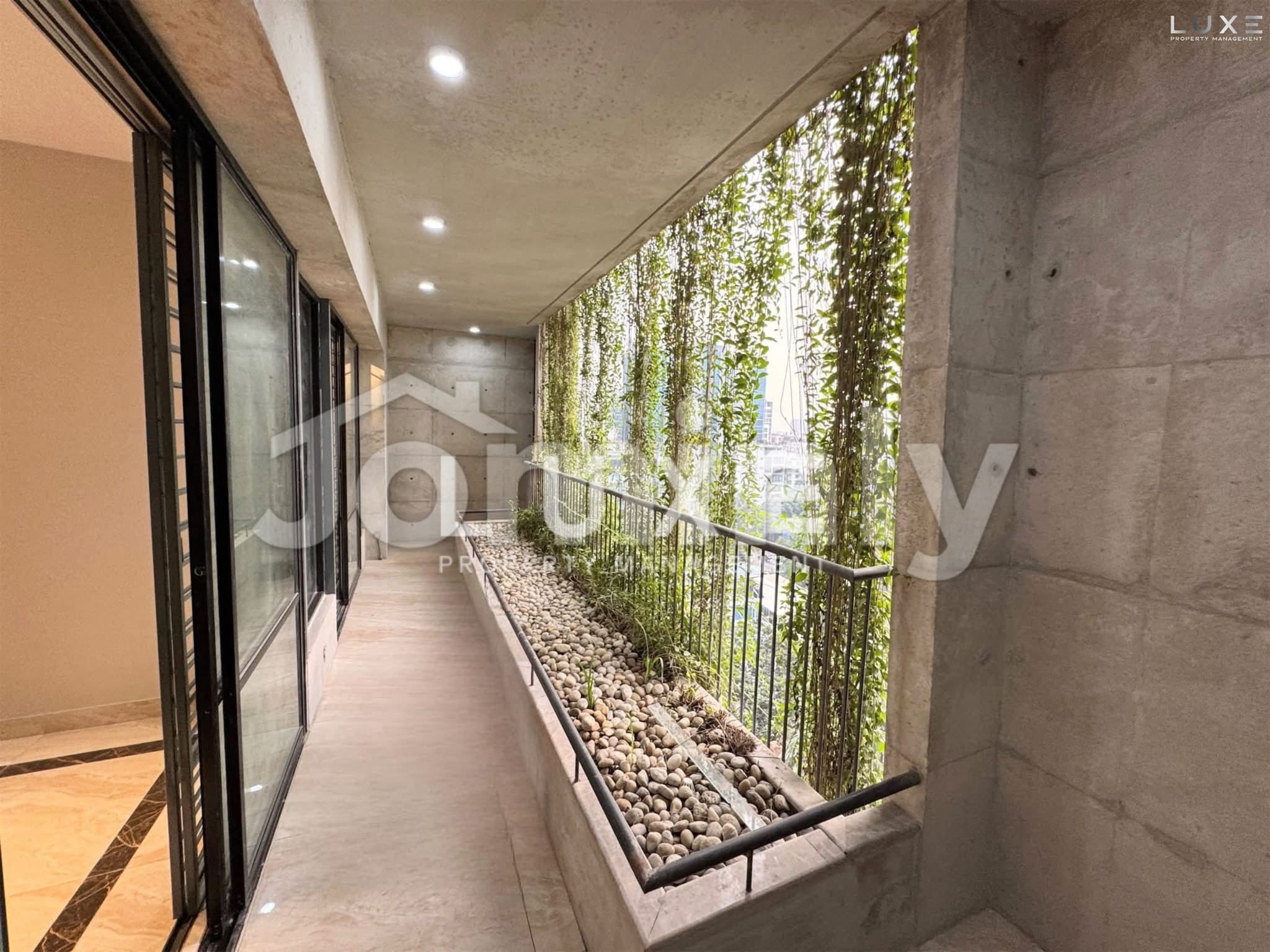 Premium 2750 Sqft 4-Bedroom Elegant Apartment for Rent in Gulshan-2 - 5
